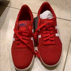 Brand new men’s ASICS